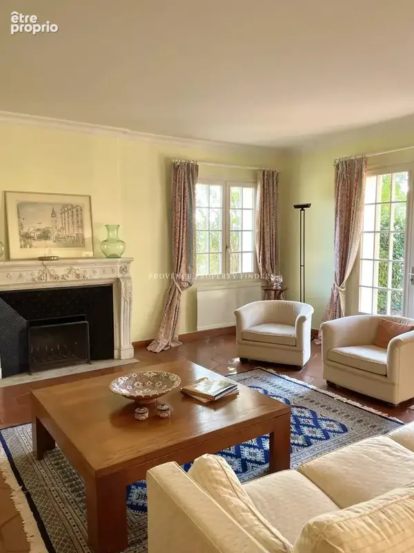 Charmante villa avec beau terrain. - photo 23
