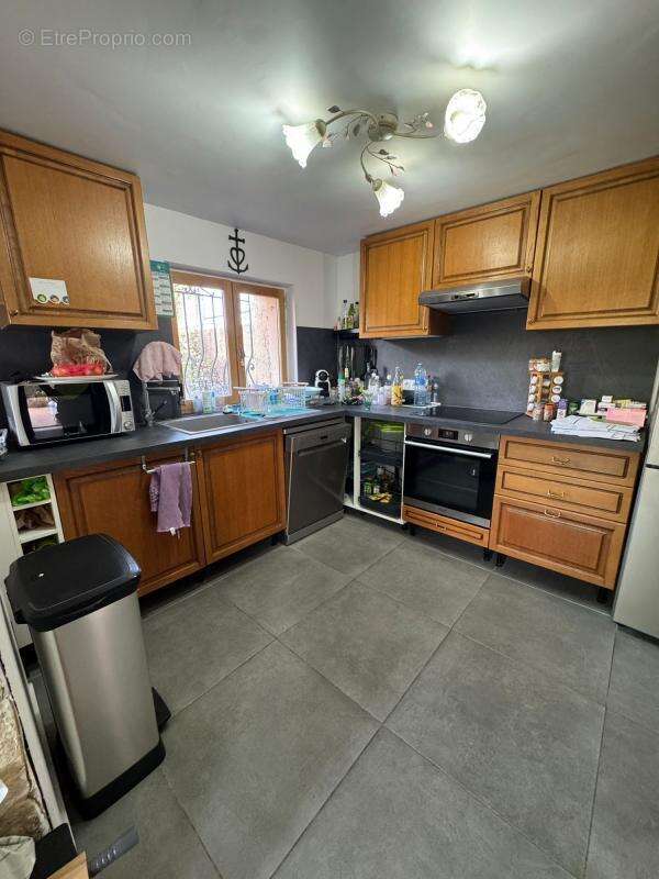 Maison à BERRE-LES-ALPES