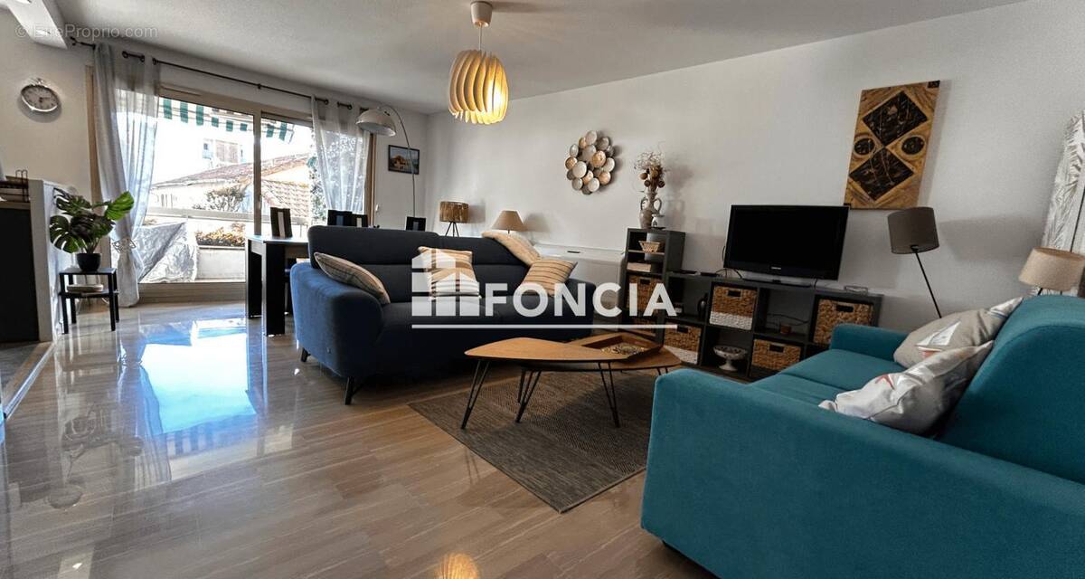 Appartement à SAINT-RAPHAEL