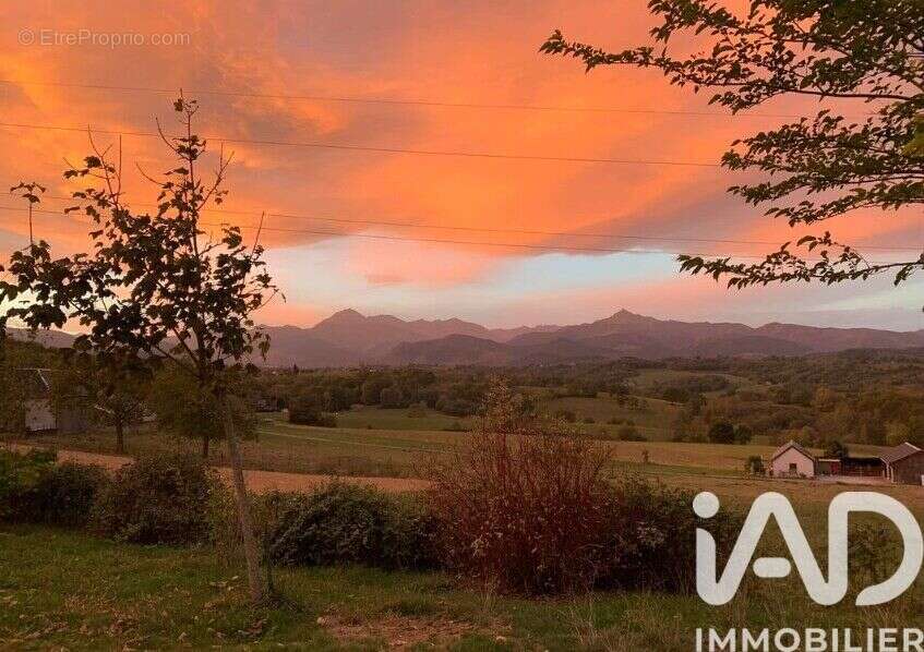 Maison 171 m² à Orignac  - photo 4