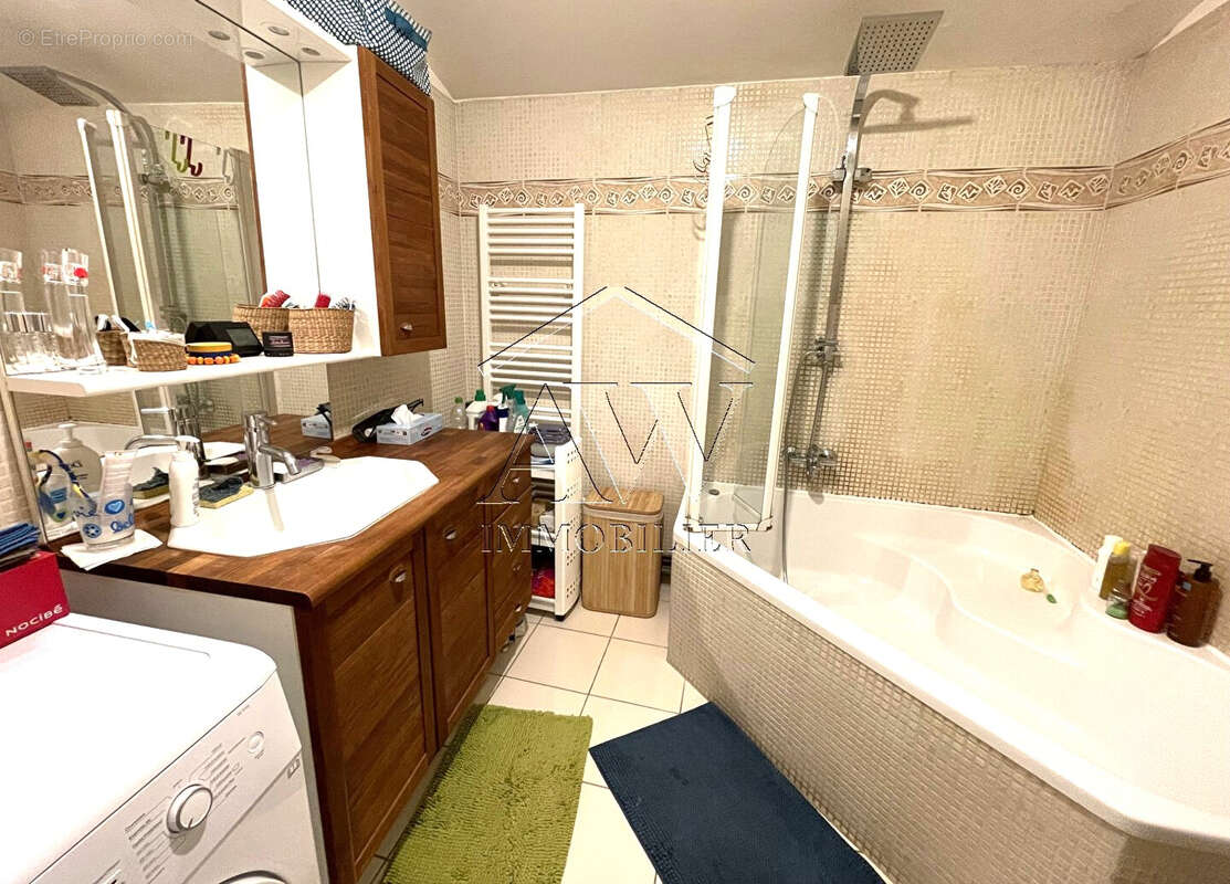 Appartement à SAINTE-GENEVIEVE