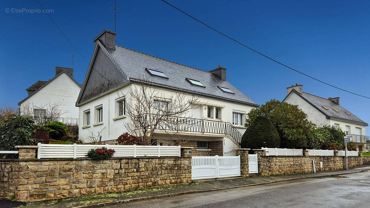 Maison à QUIMPERLE