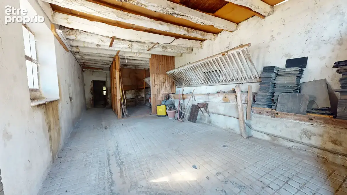 Maison Chilly 5 pièce(s)  114.39 m² Hab  (463 m2 au sol). - photo 12