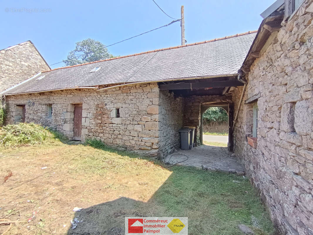 A VENDRE ancien corps de ferme à rénover   Plourivo (Lancerf)   Terrain de plus de 1,8 hectare - photo 3
