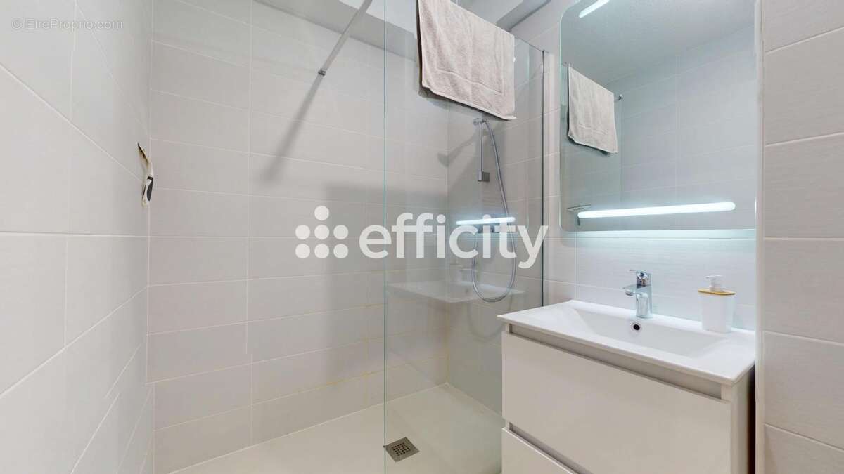 Appartement à SAINT-PHILIBERT