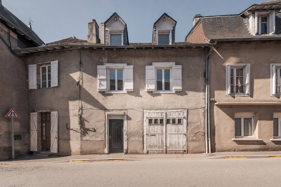 Maison à LUBERSAC