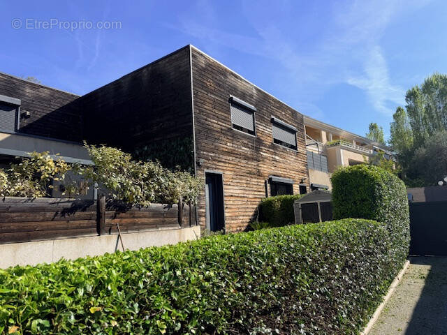 Appartement à LA VALETTE-DU-VAR