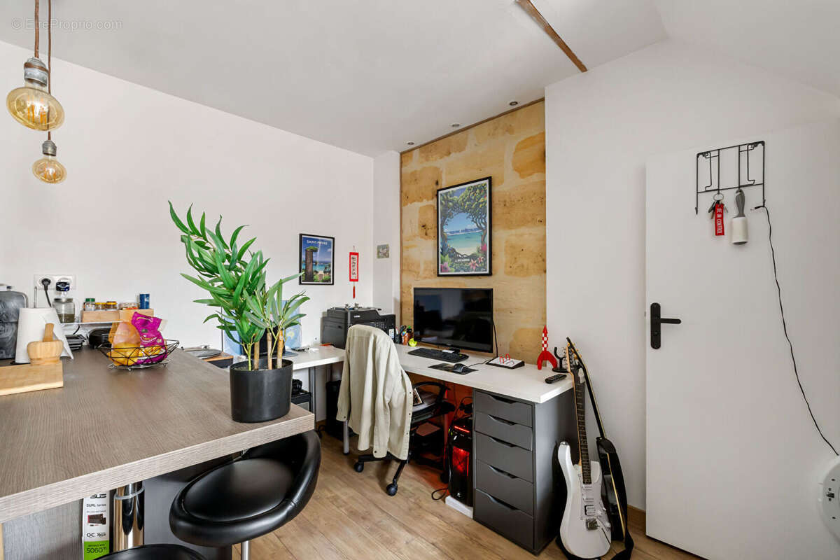 Appartement à BORDEAUX