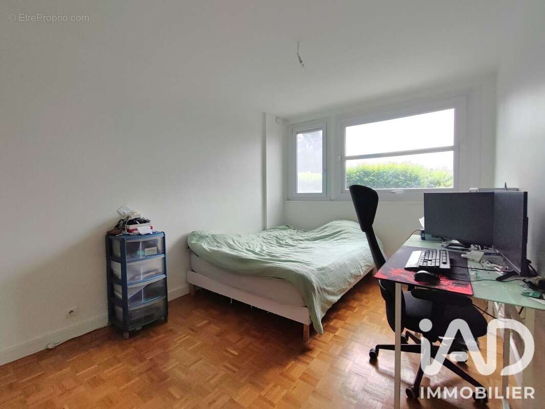 Appartement 75 m² à Pontoise  - photo 7