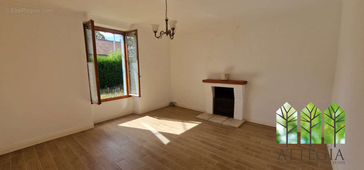 Maison à BUSSIERE-SAINT-GEORGES