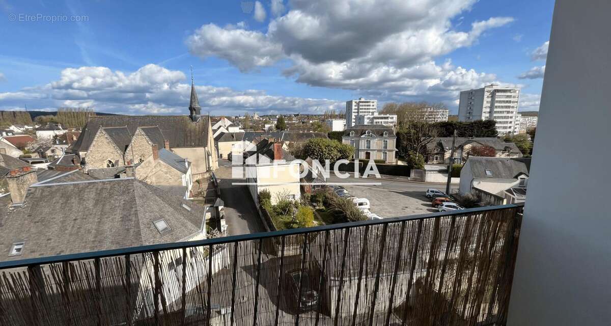 Appartement lumineux avec vue dégagée à proximité immédiate des commodités ! - photo 7