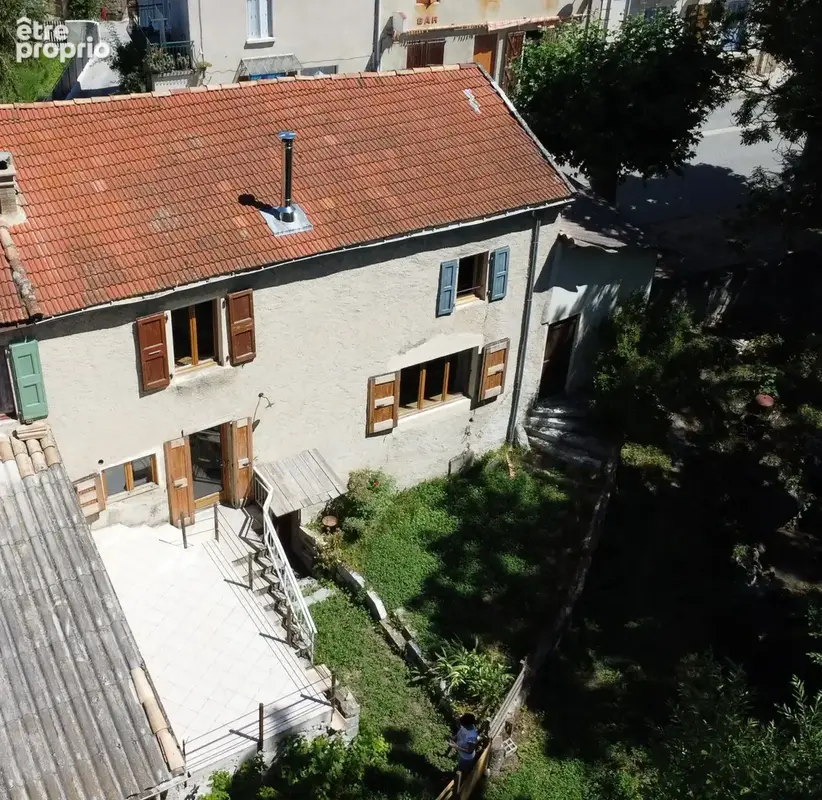 Maison à LUC-EN-DIOIS