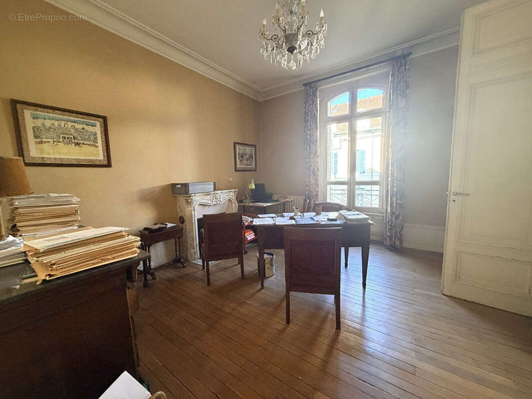 Maison bourgeoise centre ville - photo 9