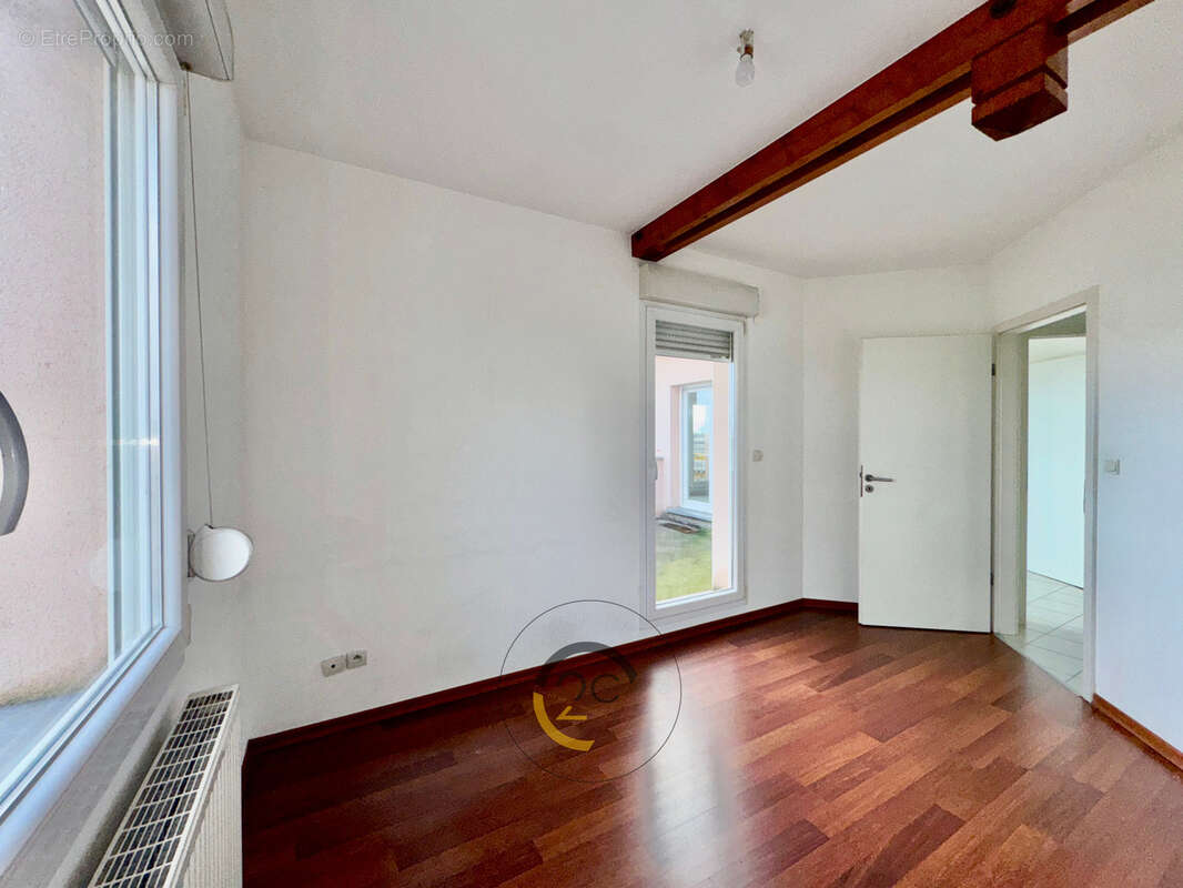 Appartement à COSNES-ET-ROMAIN