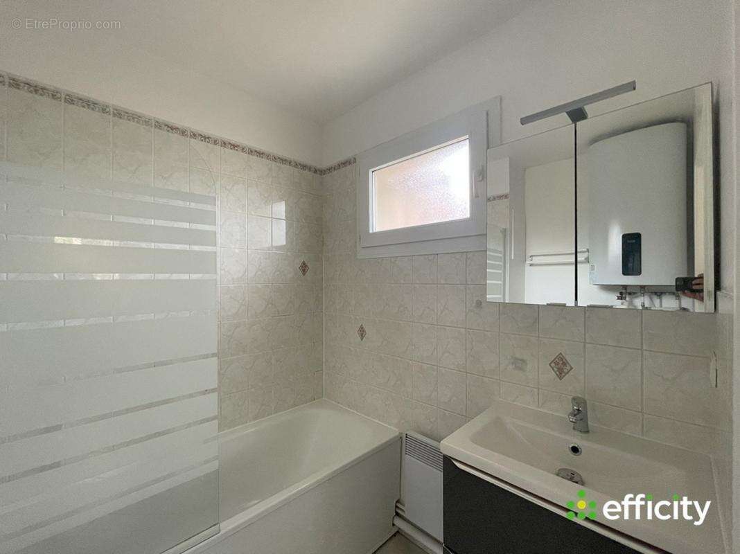 Appartement à EPERNON