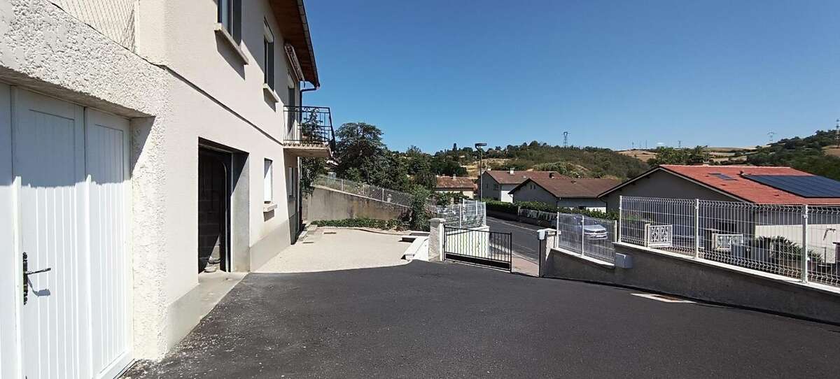 Maison à vendre 8 pièces ORBEIL (63) - photo 11