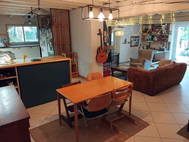 Exceptionnelle demeure du 18ᵉ siècle, habitation et activité touristique au cœur du Pays Basque ! - photo 8