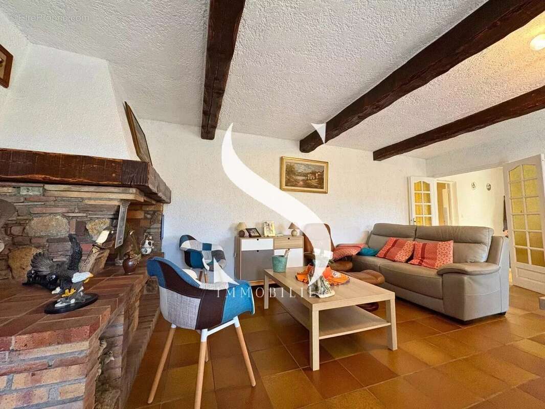 Maison à VALLAURIS