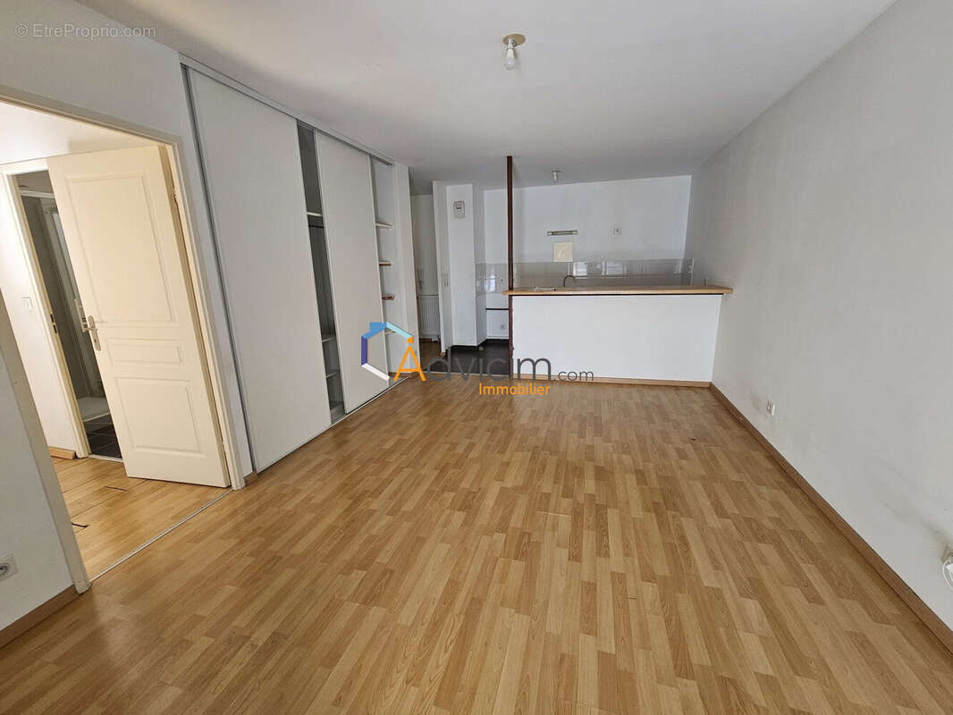 Appartement 48 m² à Fleury-Les-Aubrais  - photo 4