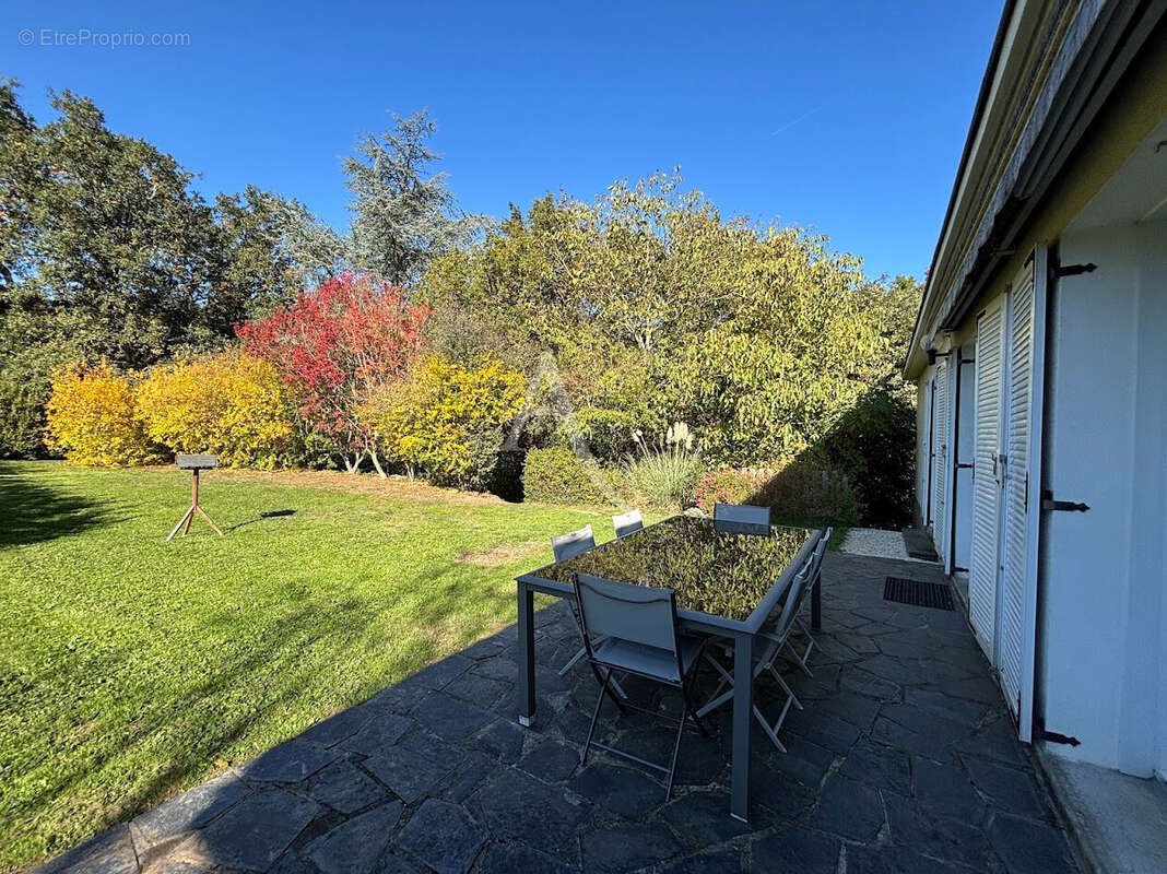 Maison à BOUCHEMAINE