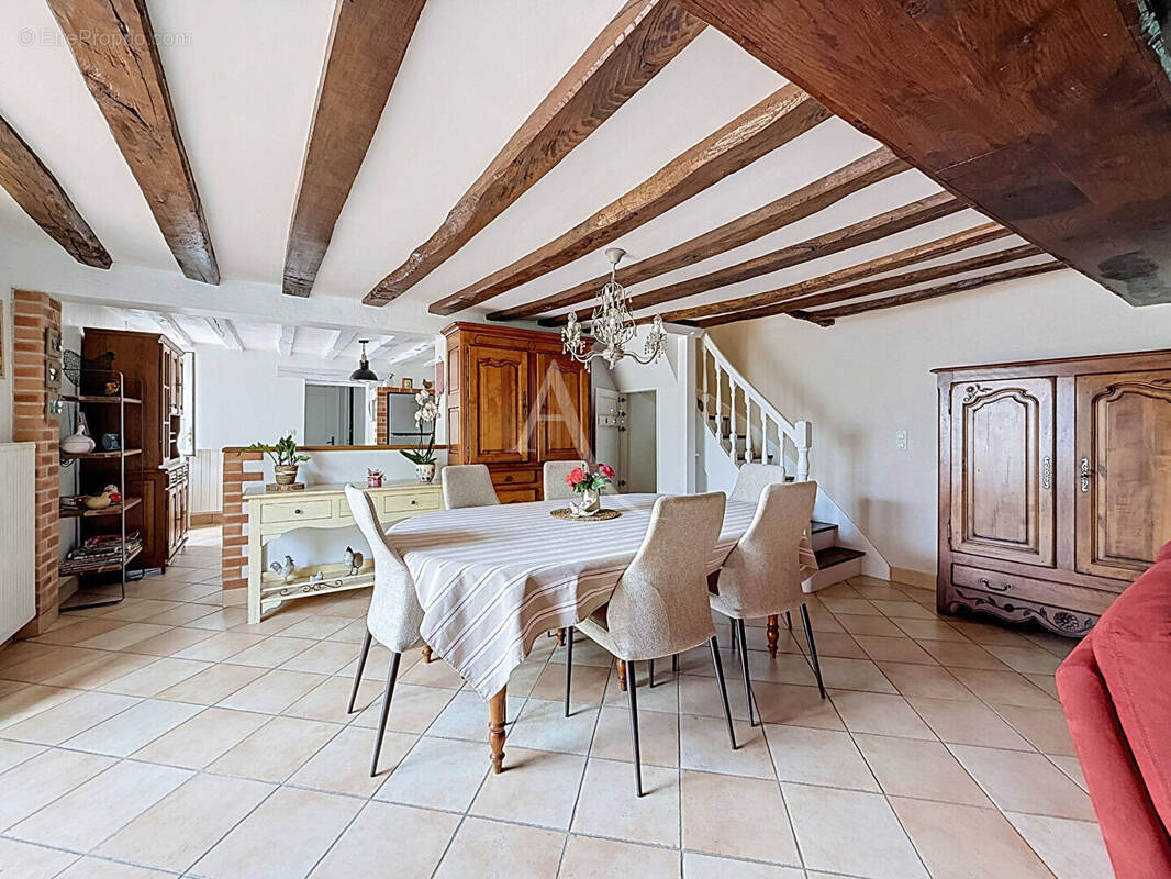 Maison à AVRILLE
