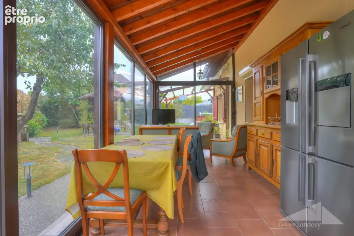 Maison 5 pièces 148 m² à vendre à Saint-Jean-De-Gonville (01630) - photo 7