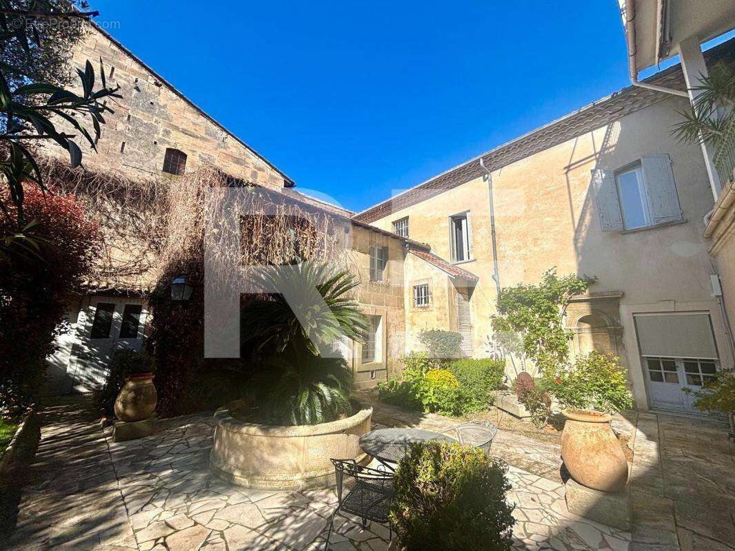 Appartement à TARASCON