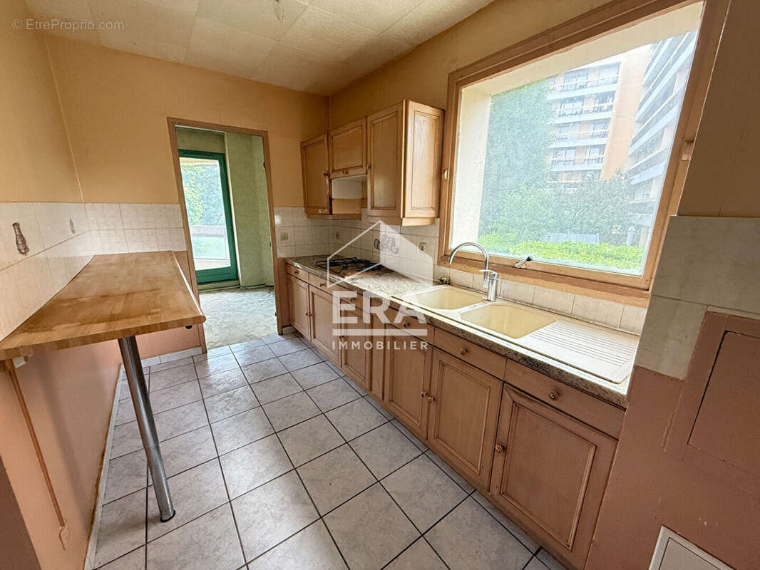 Appartement à ELANCOURT