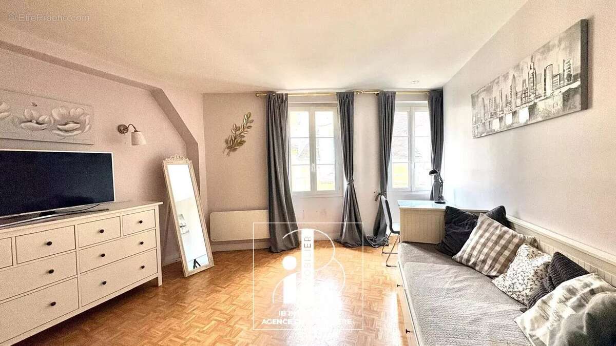 Appartement à FONTAINEBLEAU