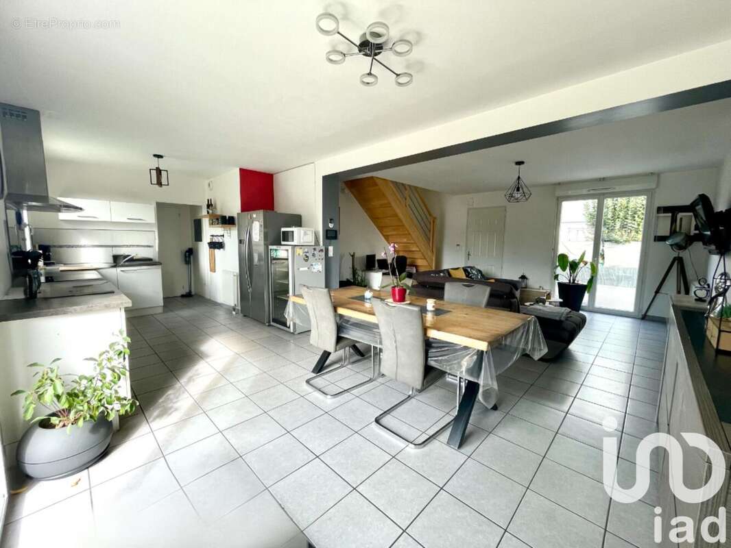 Photo 5 - Maison à LANDEVANT