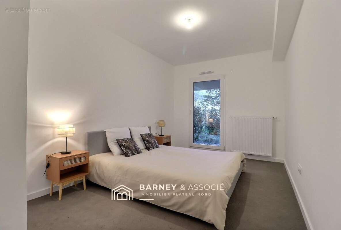 Appartement à MONT-SAINT-AIGNAN