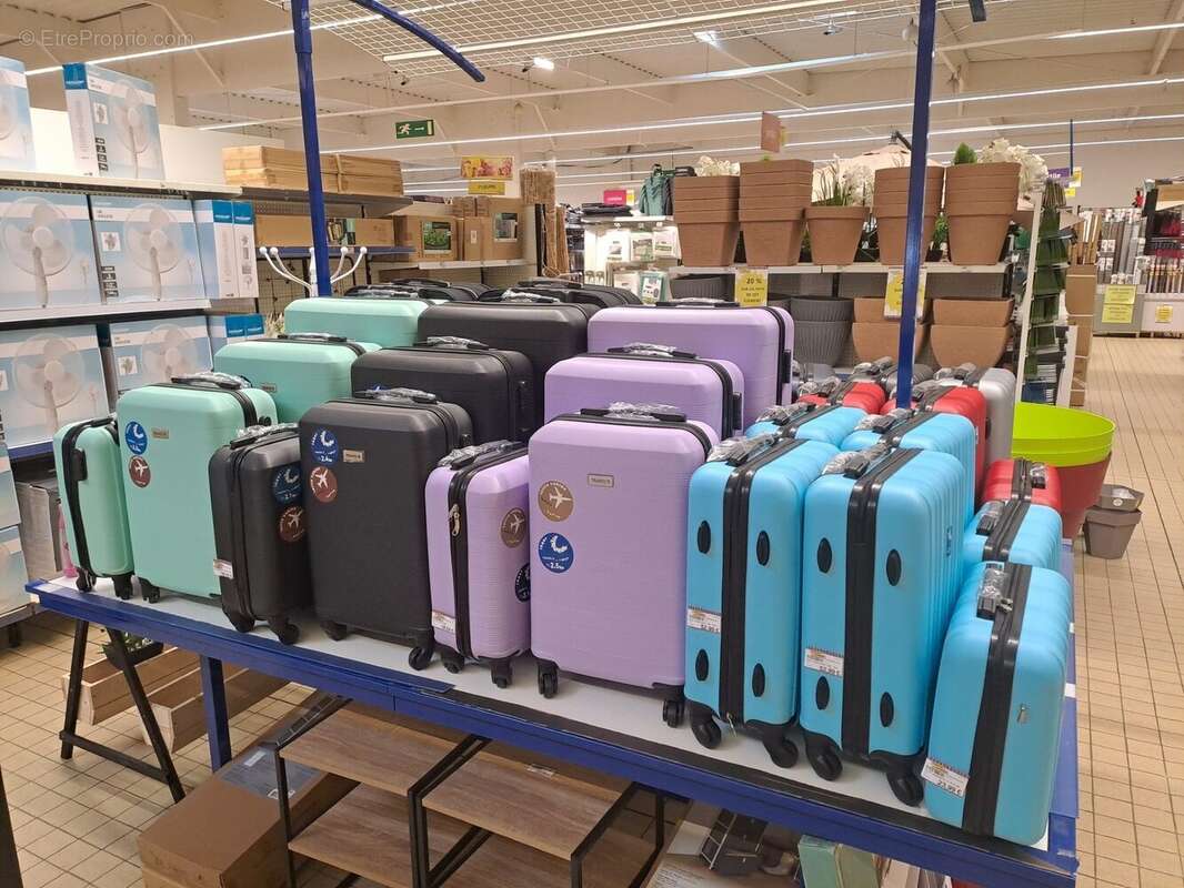 Autre à SAINTE-MAURE-DE-TOURAINE