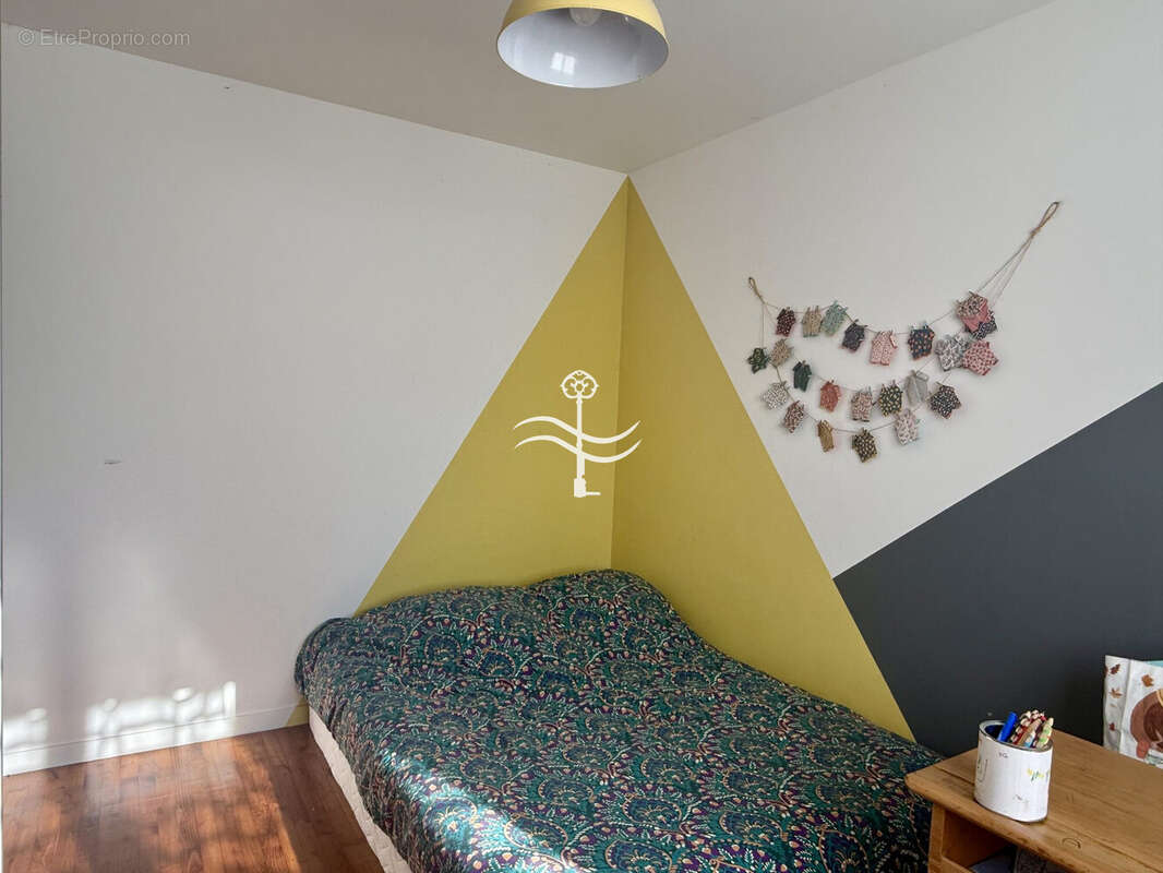 Maison à FLEURY-SUR-ORNE