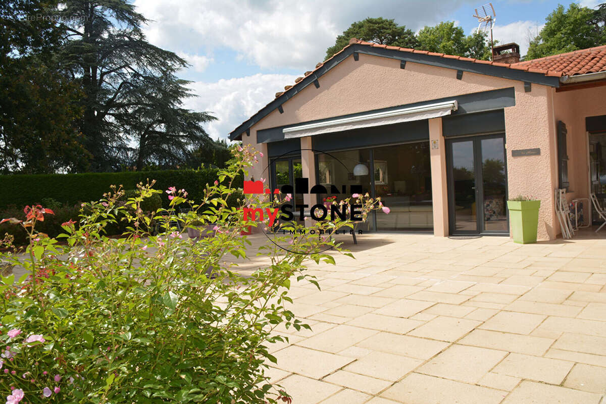 Maison à BELLEVILLE