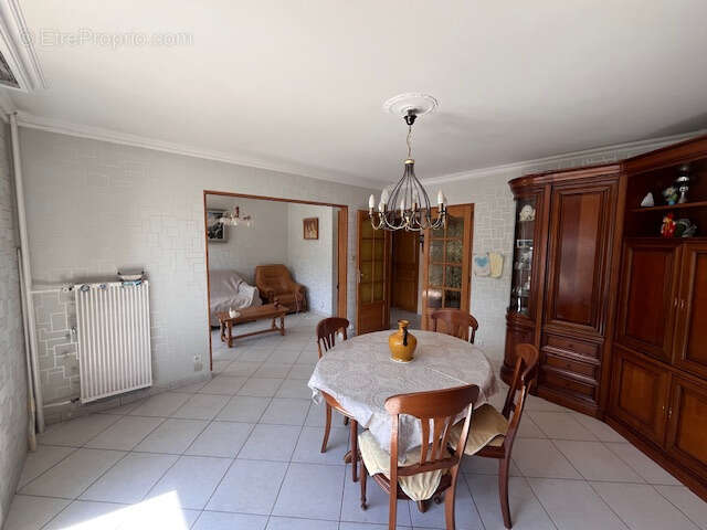 Appartement à FONTAINE