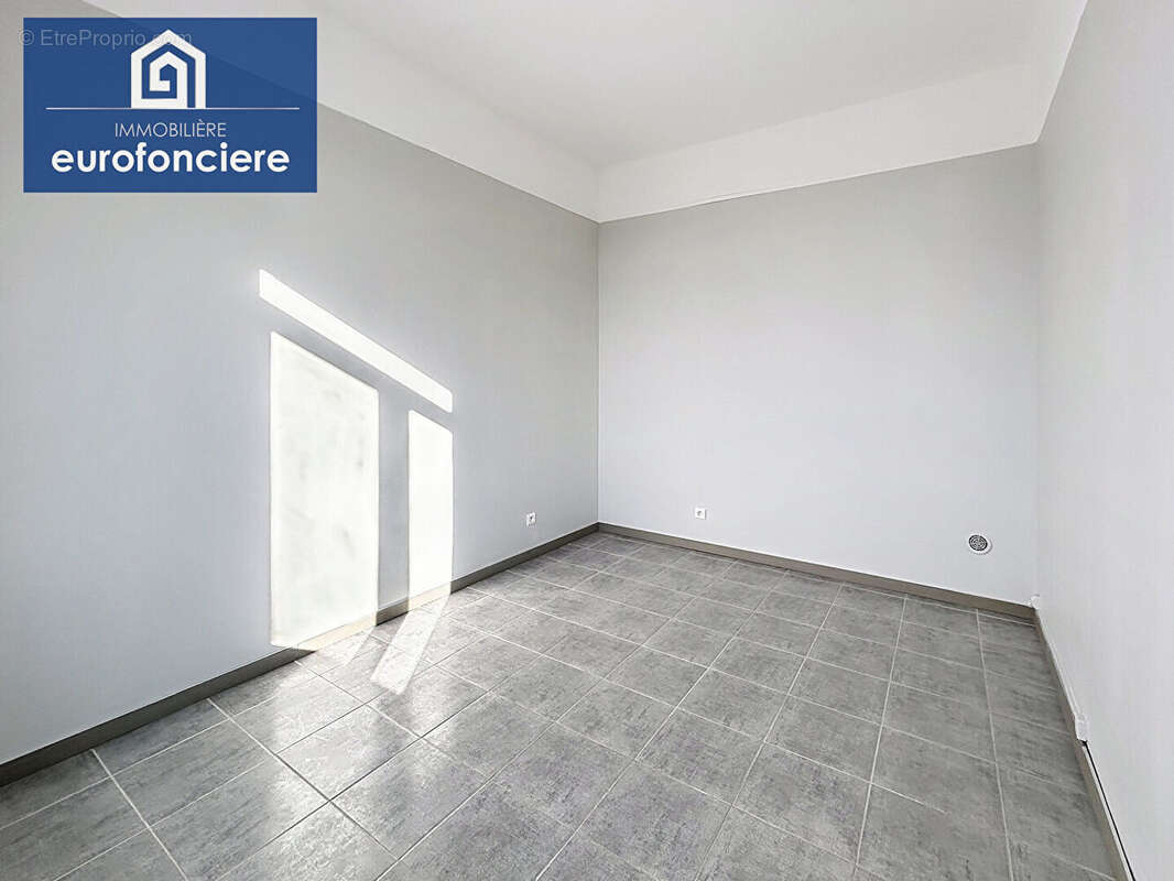 Appartement à SAINTE-SAVINE