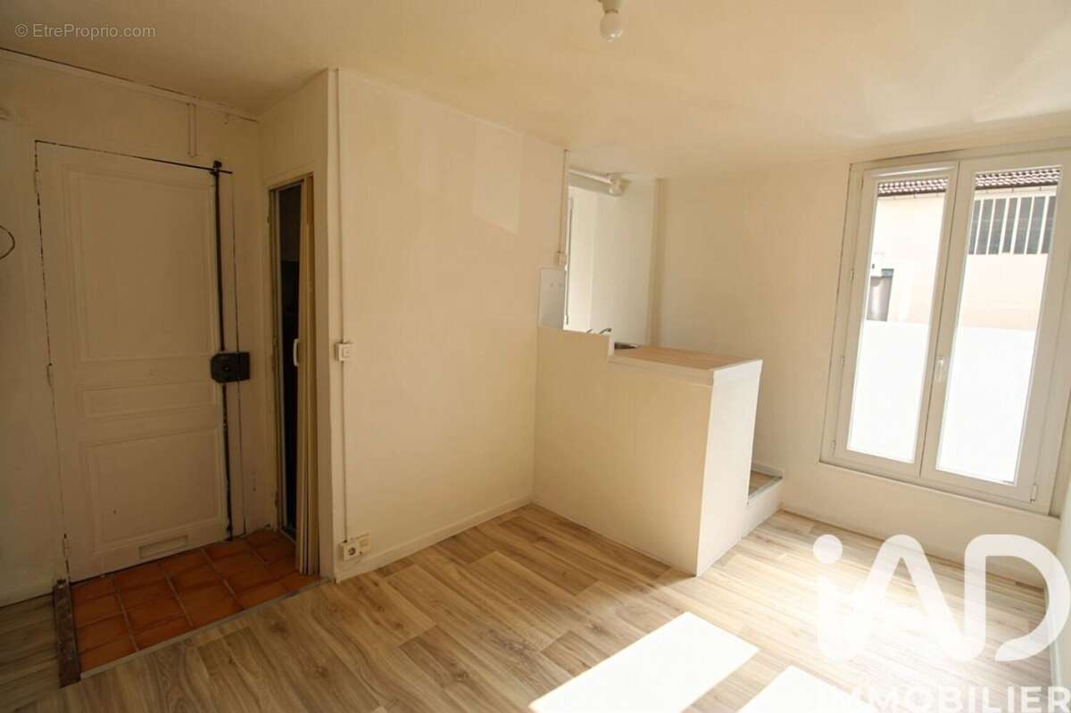 Photo 2 - Appartement à IVRY-SUR-SEINE