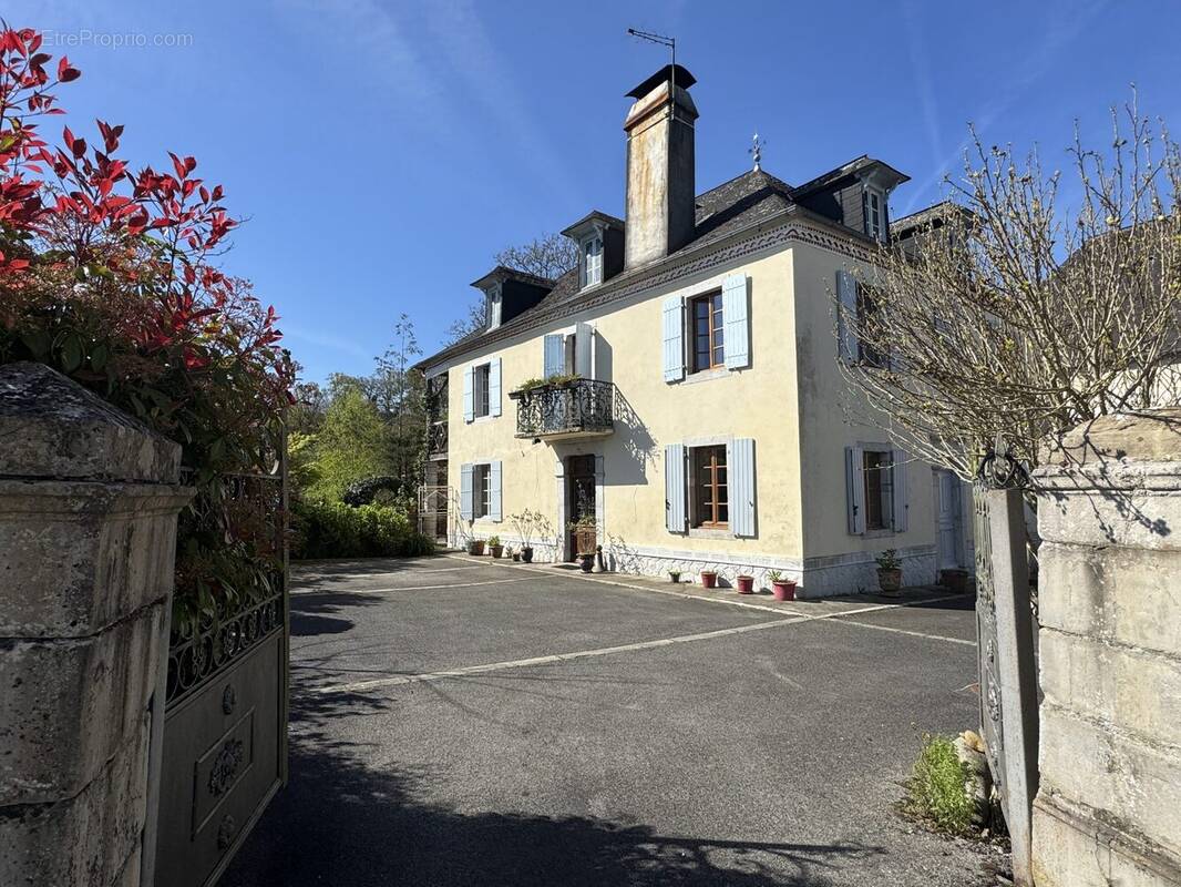 Maison à NAVARRENX