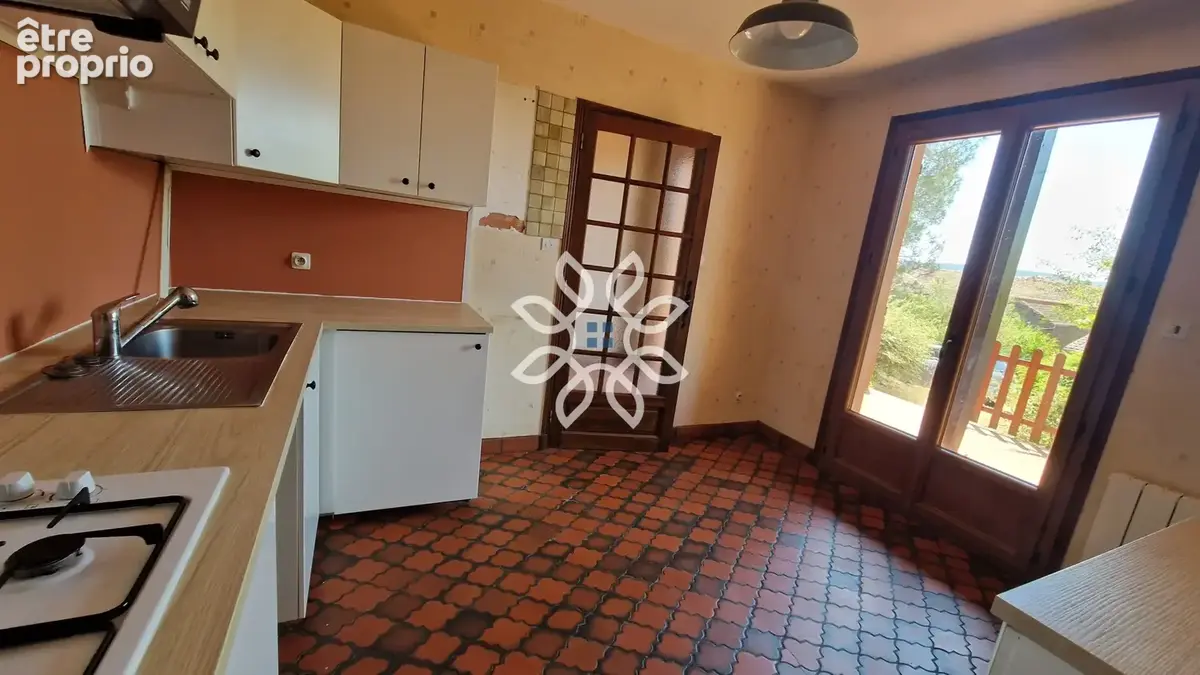 Maison de plain-pied avec  terrain clos à Vergongheon - photo 6