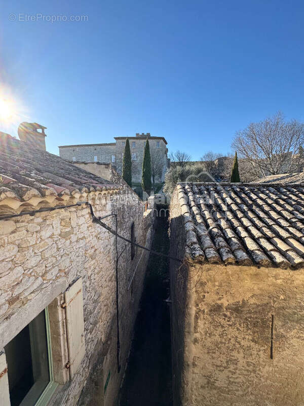 Maison à GOUDARGUES