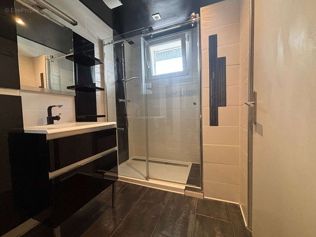 Maison à MONTOIS-LA-MONTAGNE