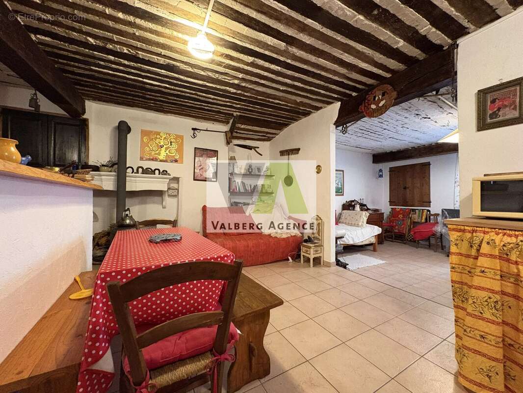 Appartement à PEONE