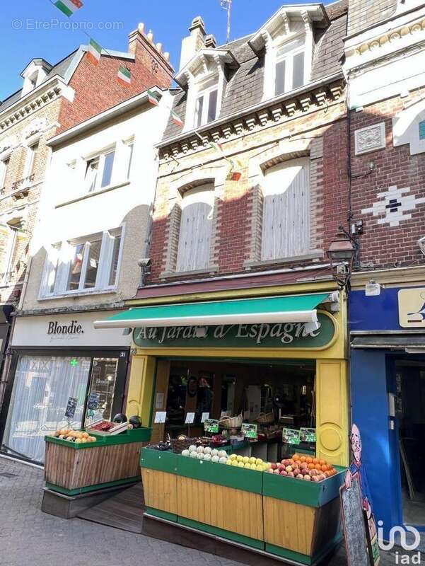 Photo 8 - Commerce à EU