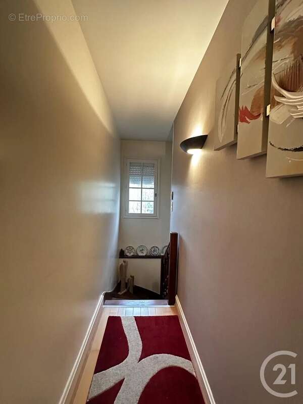 Maison à CHEF-BOUTONNE