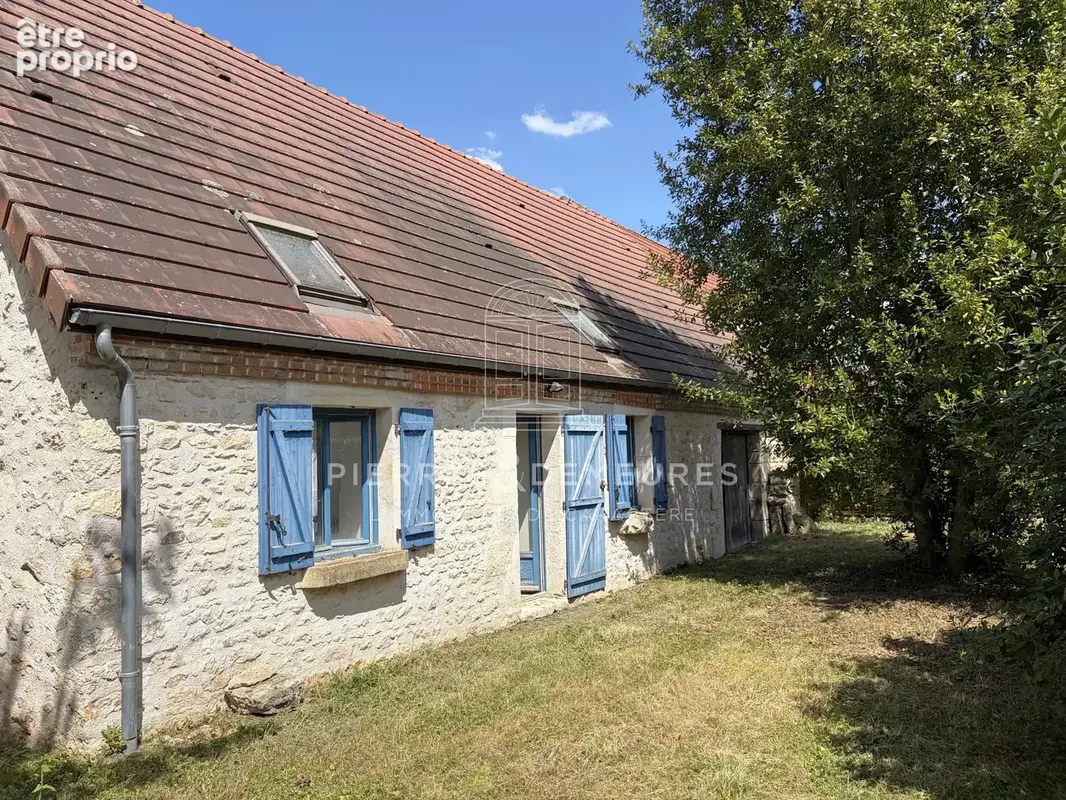 Photo Maison à La Chapelle-Saint-Ursin au prix de 123 500€