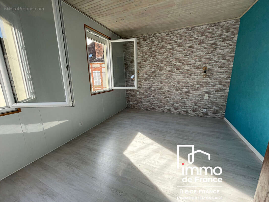 Maison à DONNEMARIE-DONTILLY