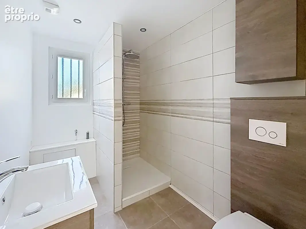 Maison Entraigues Sur La Sorgue 5 pièce(s) 174 m2 et appartement T2 indépendant 44 m² - photo 9