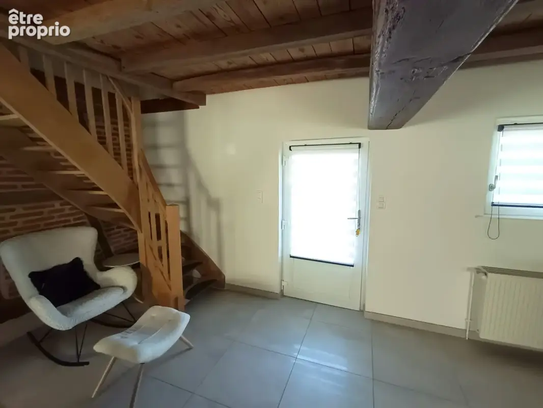 Fermette bressane rénovée   92 m2, 2 chambres et terrain de 2 462 m2 - photo 5
