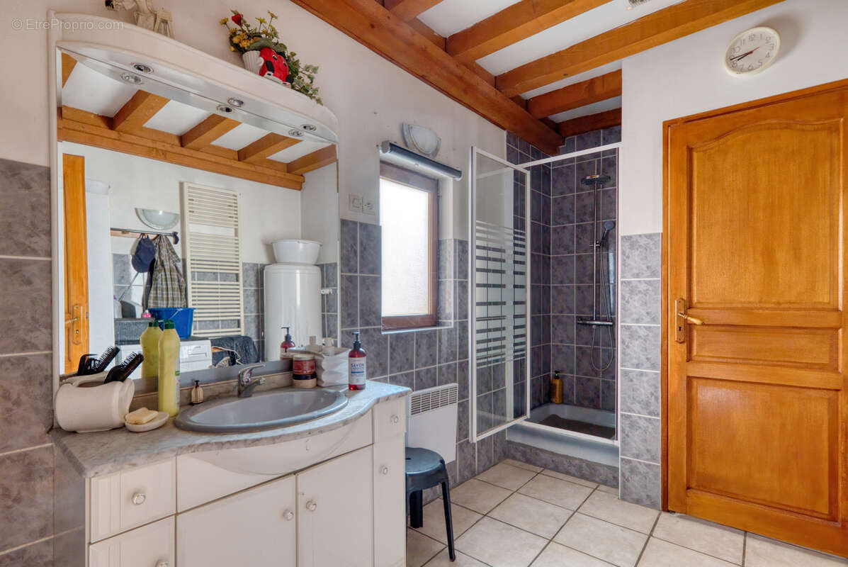Maison à COLOMBIER-SAUGNIEU