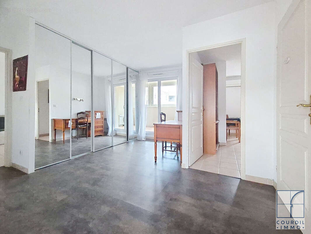Appartement à NIMES